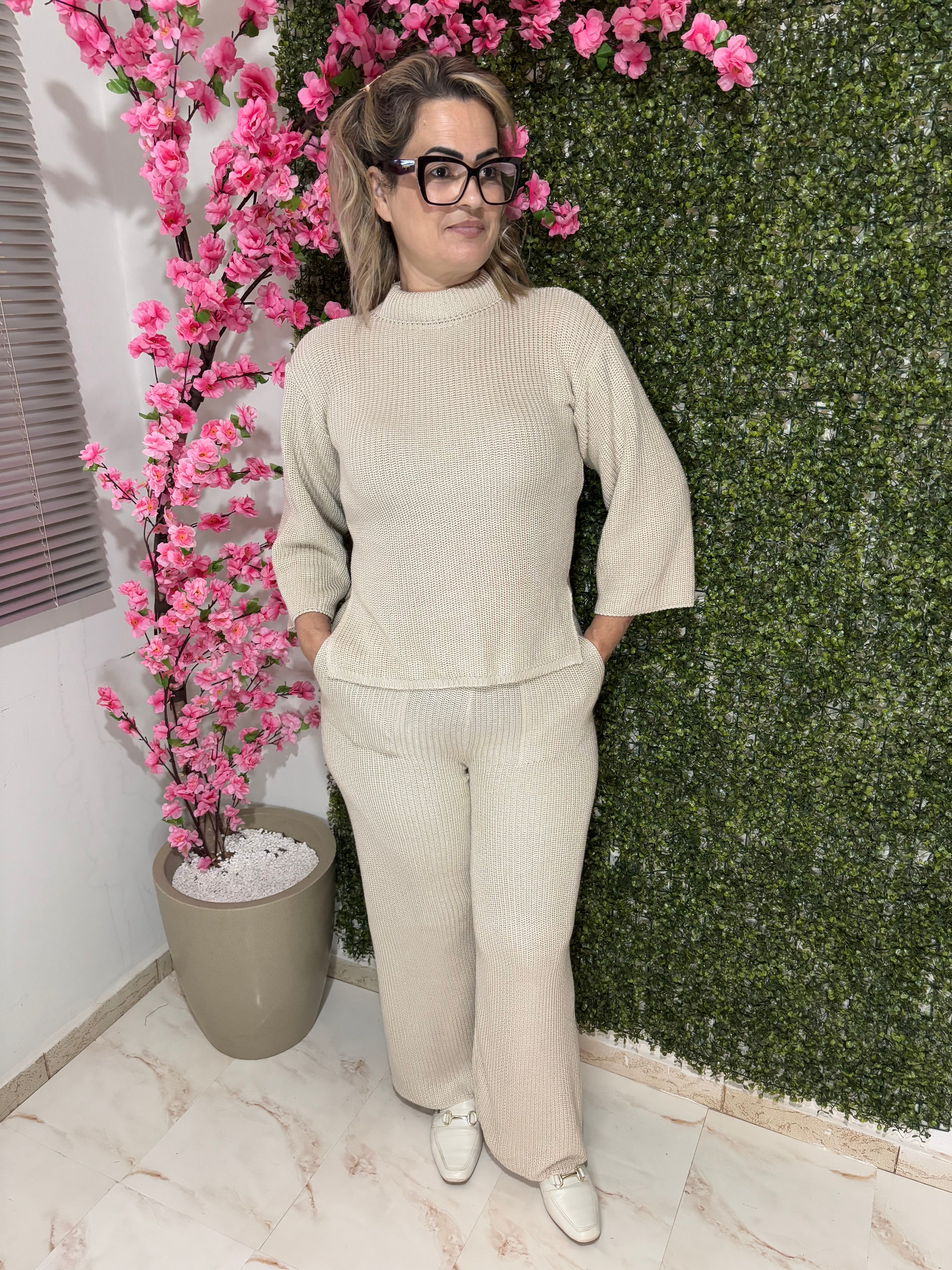 Conjunto Kéfera em Tricô