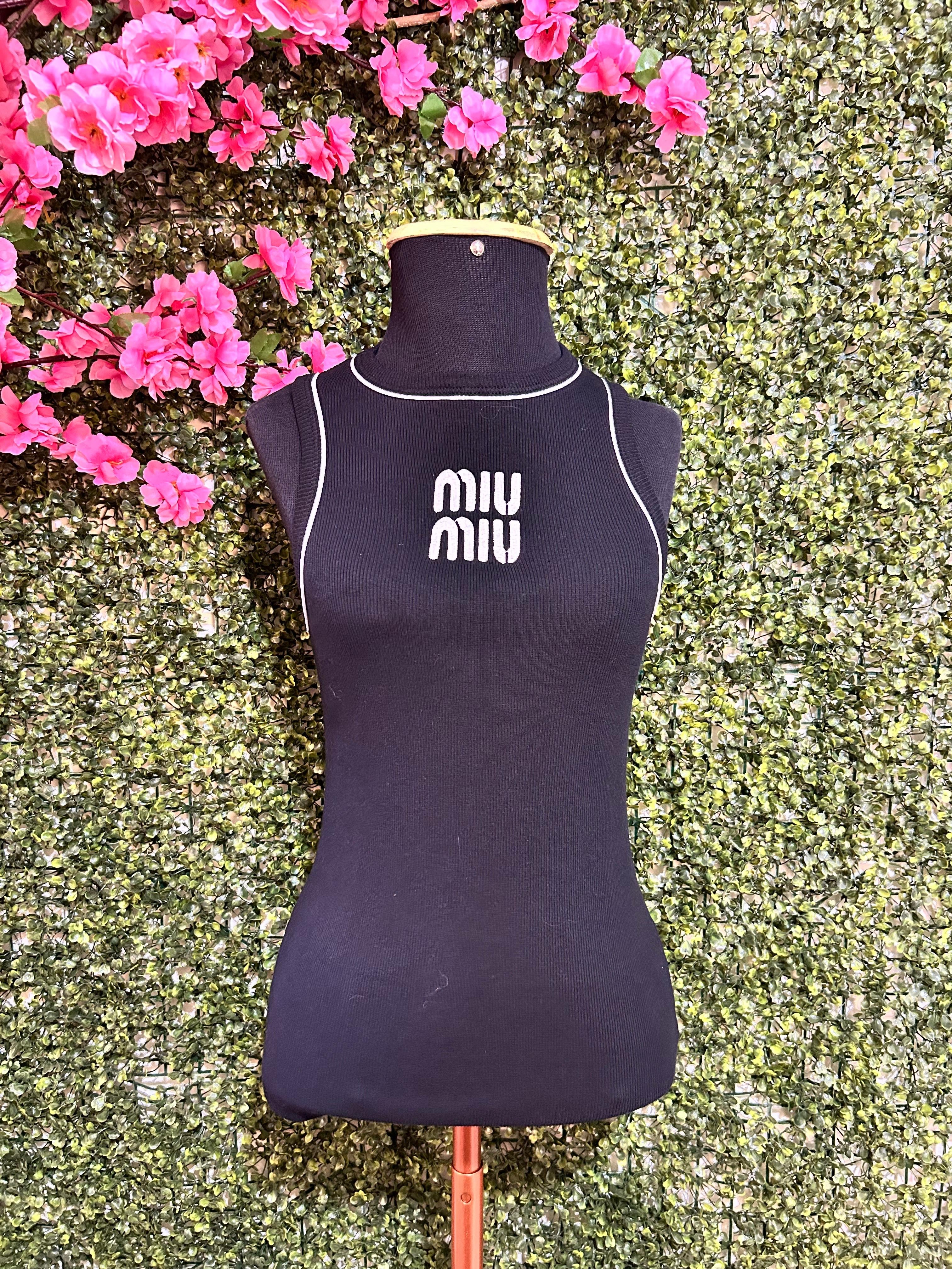 Combo com 2 Blusas Miu