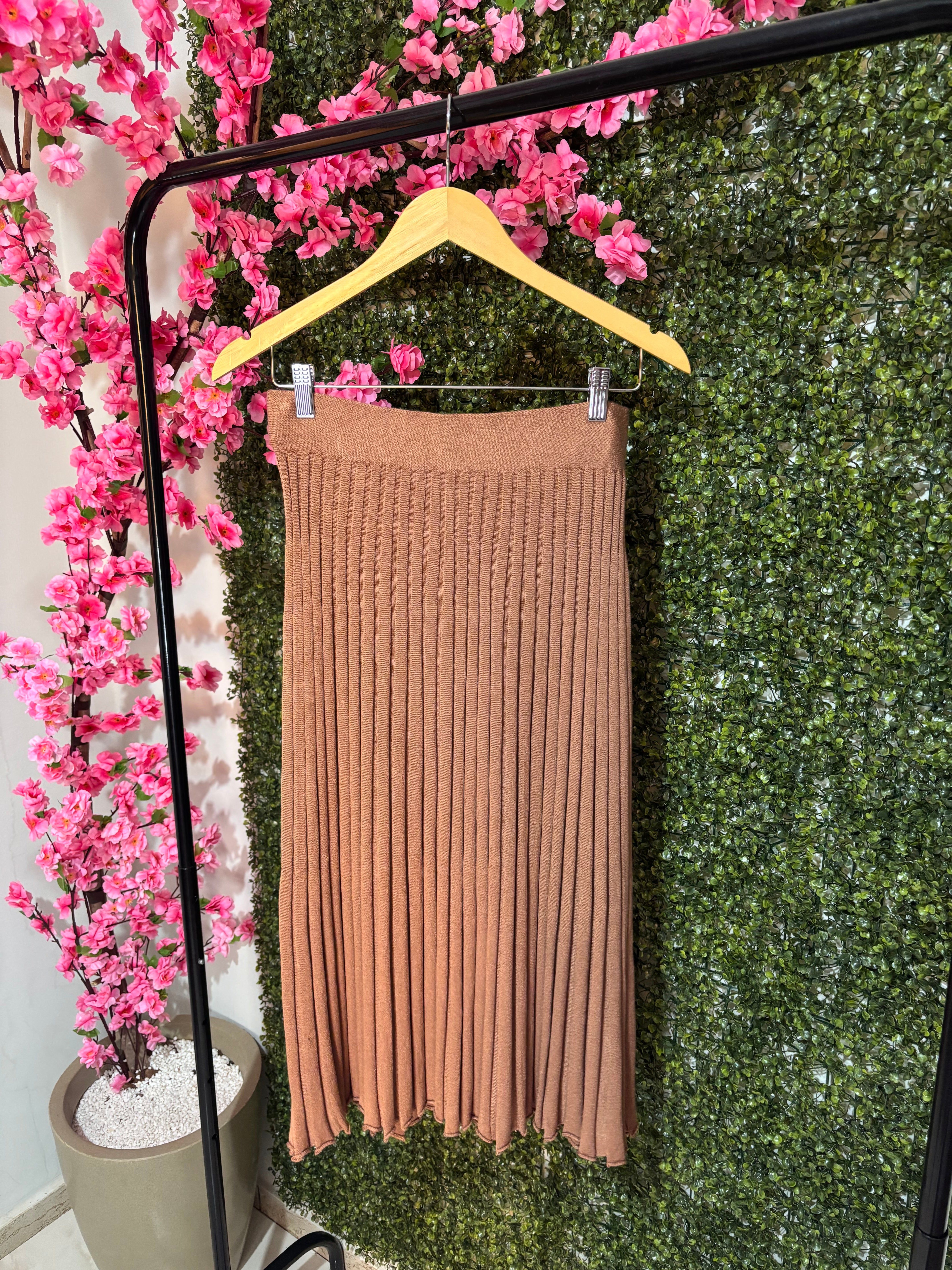 Saia Betina em Tricô