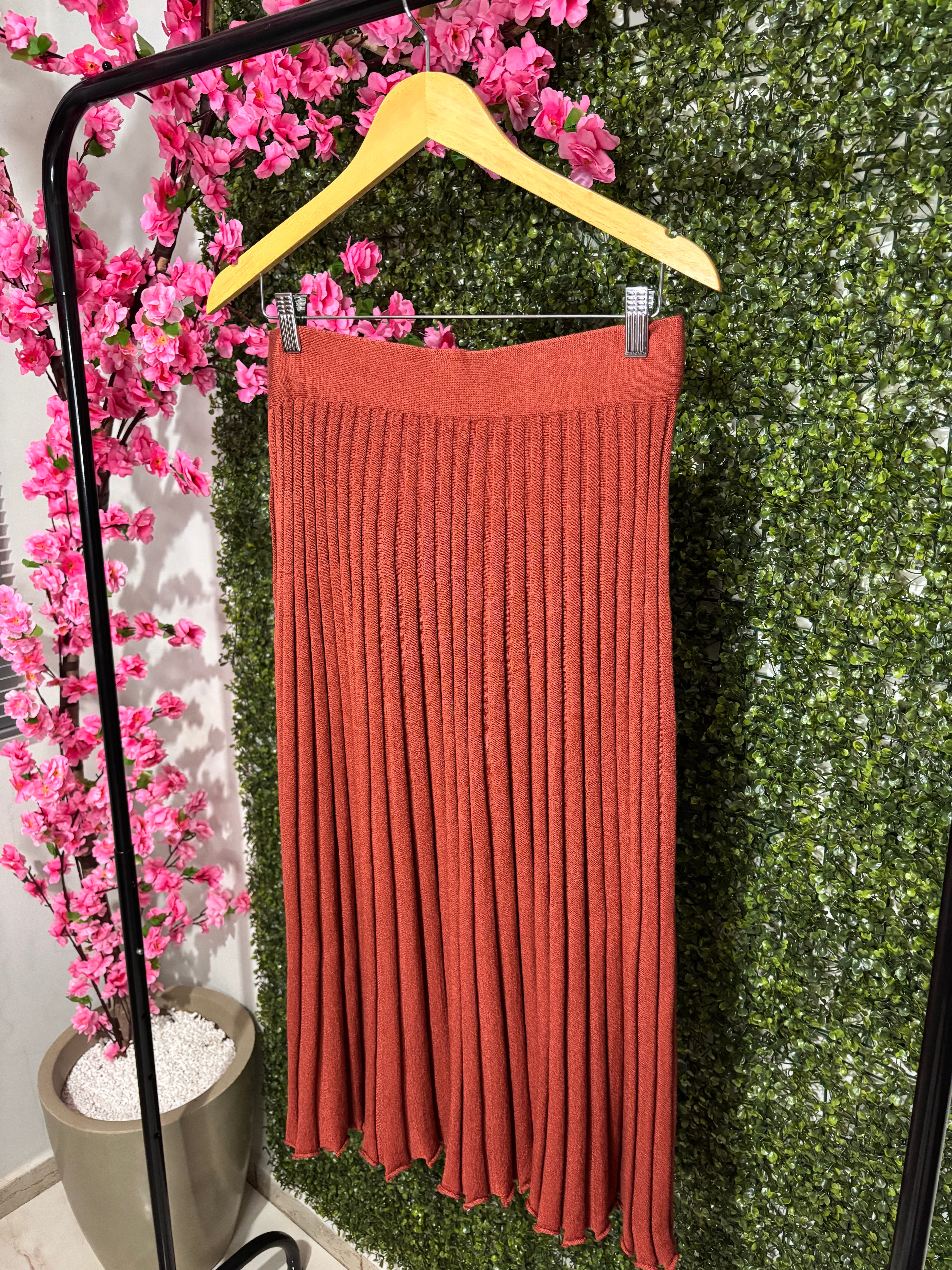 Saia Betina em Tricô